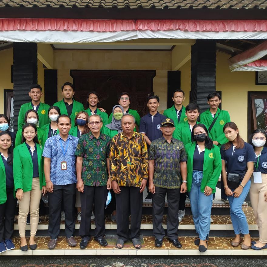 Penutupan dan Perpisahan KKN Universitas Mahasiswa Saraswati Denpasar